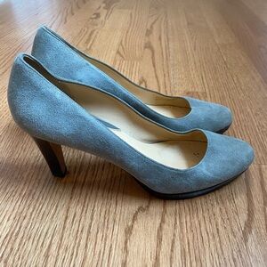 Cole Haan Gray Suede Pumps Size 7.5